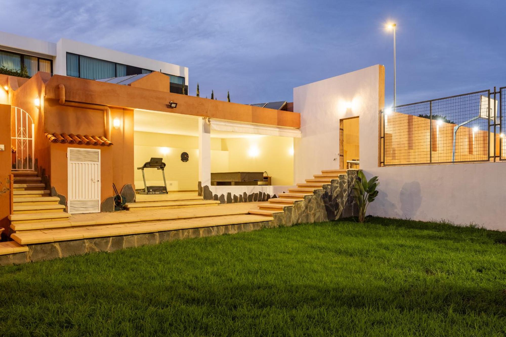 One & Only Sports And Relax Villa Heated Pool By Eden Rentals Tabaiba Esterno foto